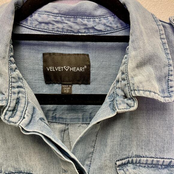 Velvet Heart Light Wash Denim Romper – Size XS - Picture 2 of 7